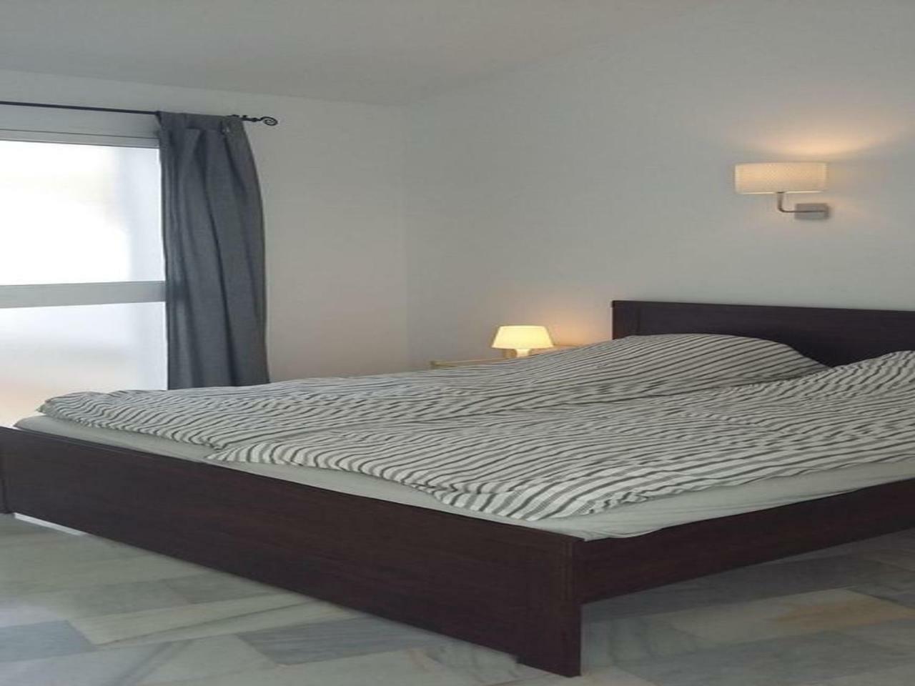 Dom wakacyjny Sunny And Spacious With Own Entrance To Pool Marbella
