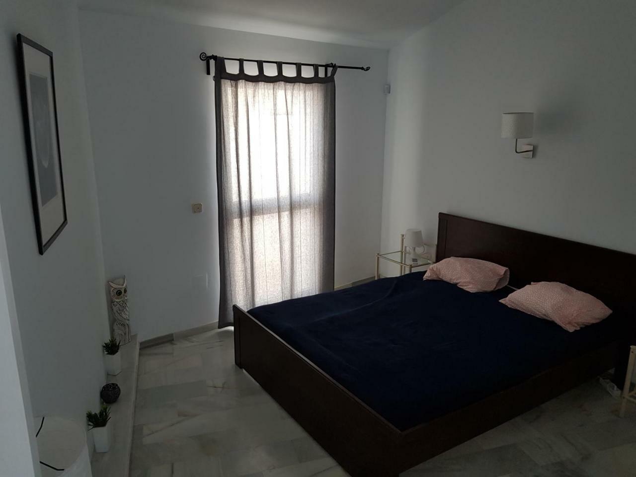Dom wakacyjny Sunny And Spacious With Own Entrance To Pool Marbella